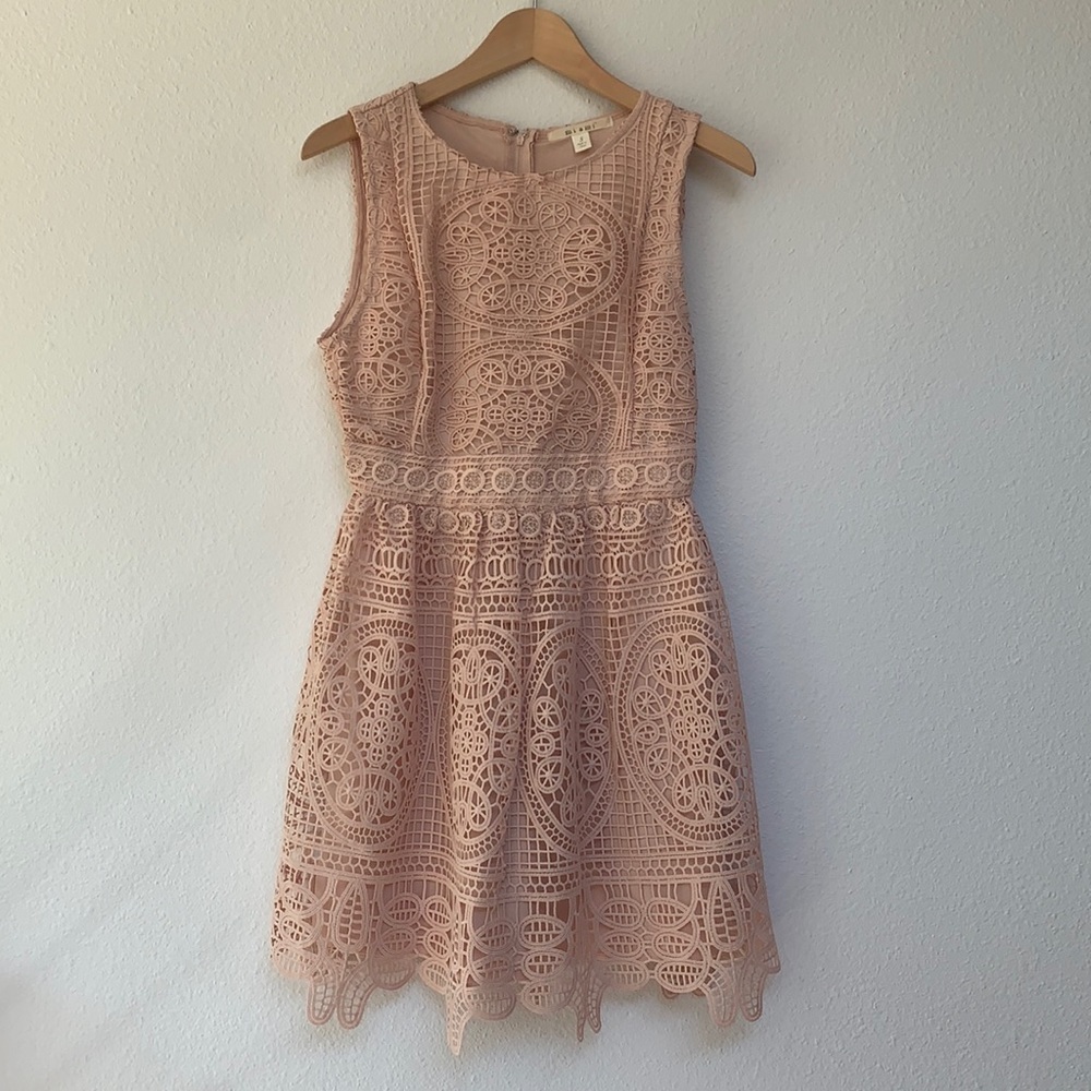 Miami embroider lace crochet cream size small